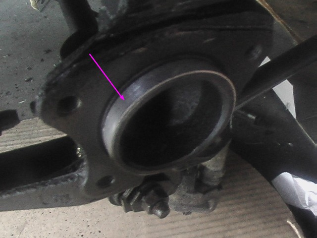 rear_spindle_with_ring.jpg