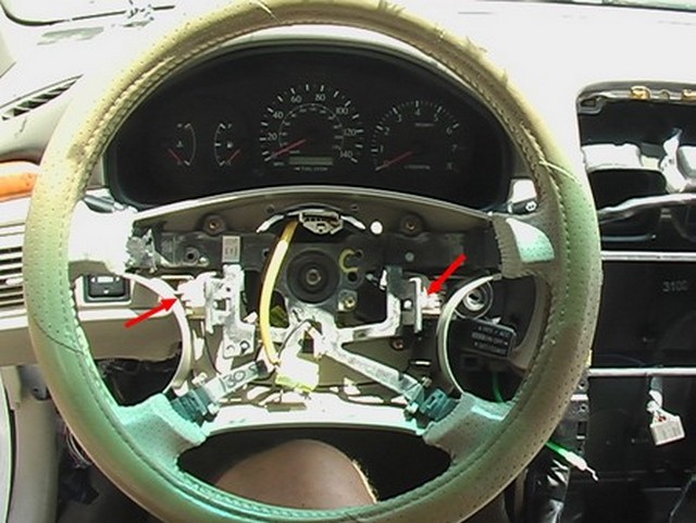 solara_steering_wheel6.jpg