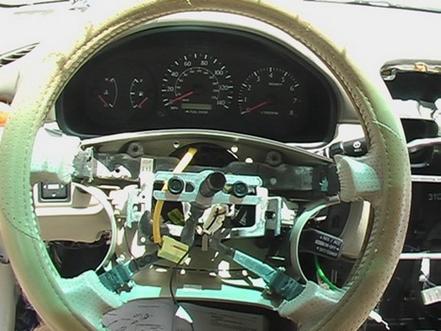 solara_steering_wheel7.jpg